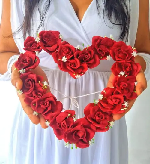 Porta Alianças Coração de Flores Vermelho Claro Eva