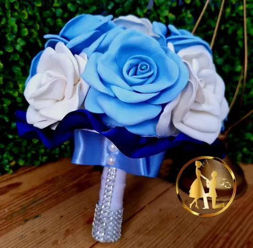 Buquê Noiva Azul e Branco Médio Eva Artezlua.ateliê