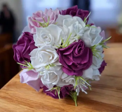 Buquê Fúcsia e Branco Casamento Civil Pequeno