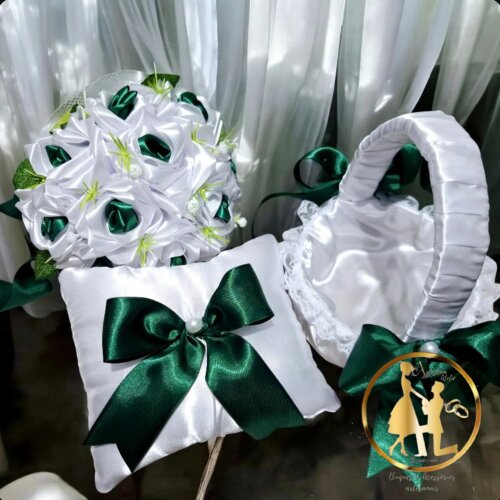 Kit de Buquê Verde e Branco em Cetim Médio|Cesta De Florista |Por