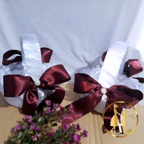 Kit com 2 Cestas para Daminhas de Casamento em Cetim Marsala e Br