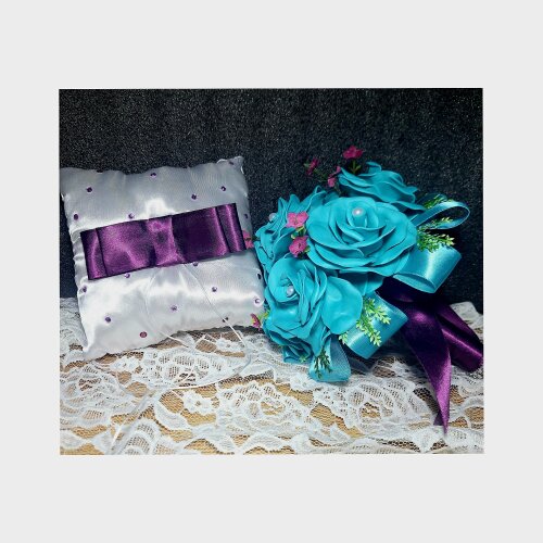 Buquê Noiva Azul Turquesa e Roxo Cívil + Porta Alianças -artes