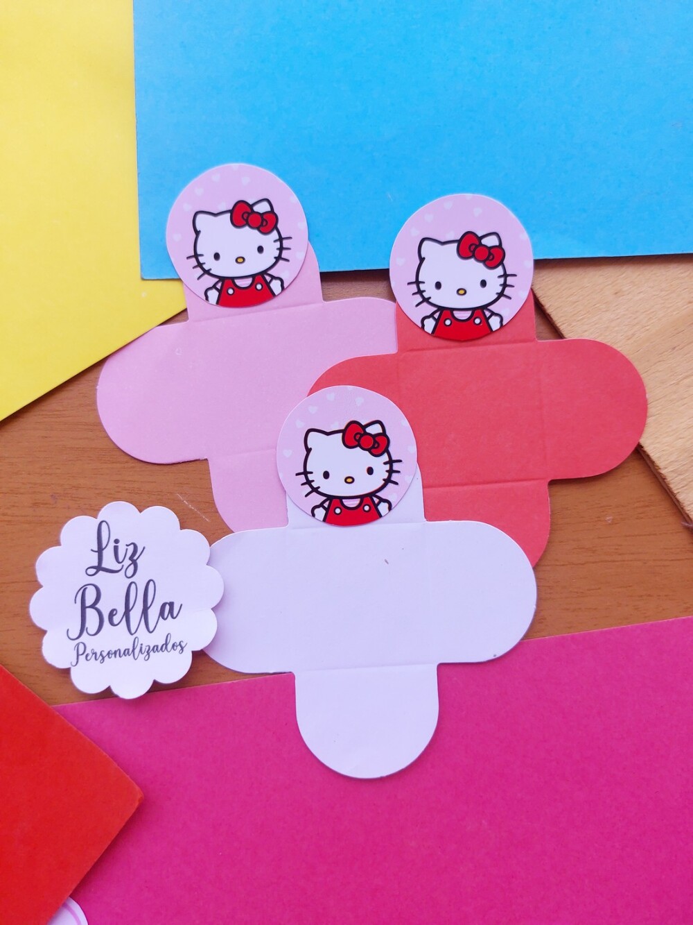 Forminhas para doces Hello Kitty 100 Unidades