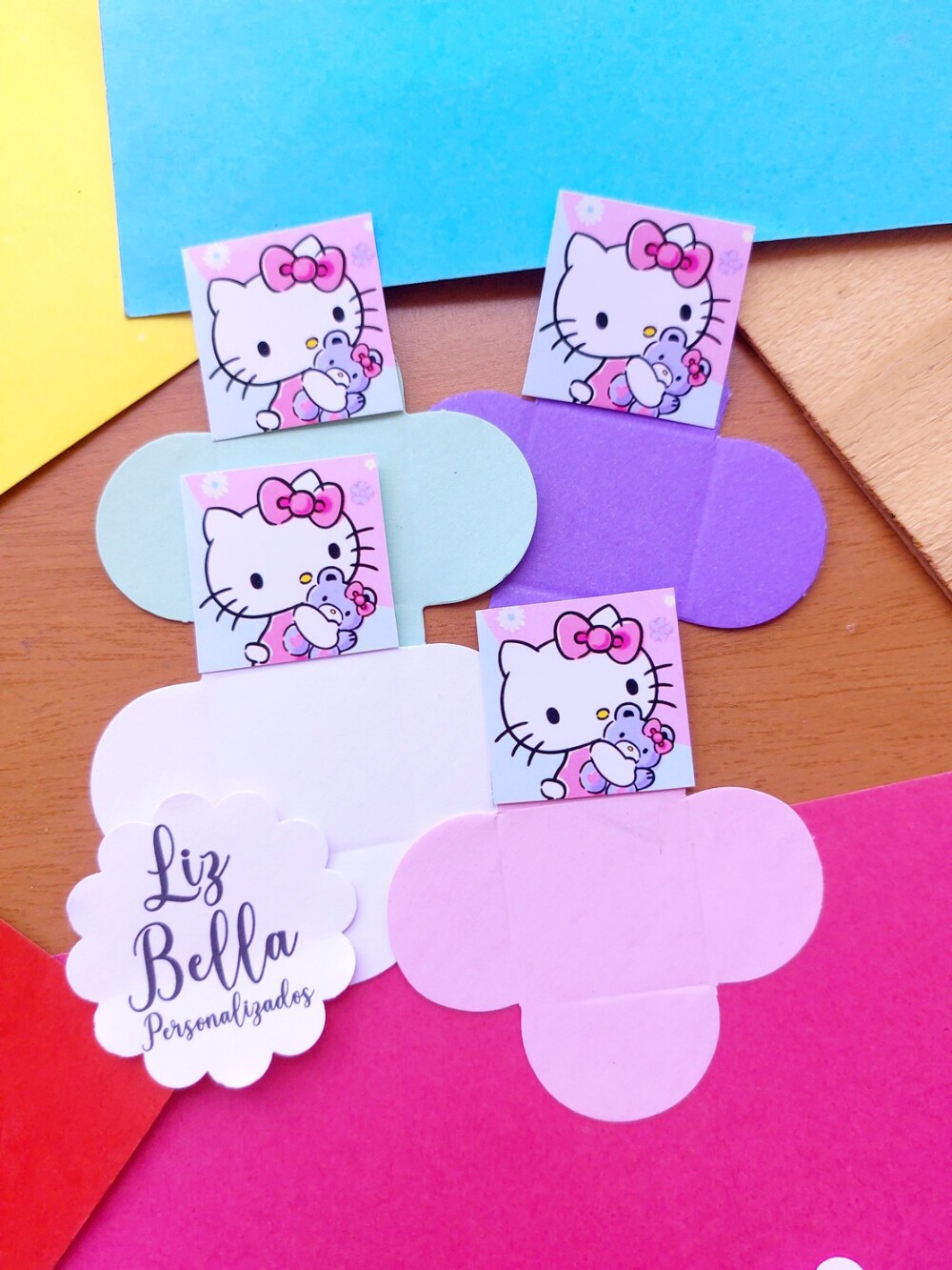 Forminhas para doces Hello Kitty 100 Unidades