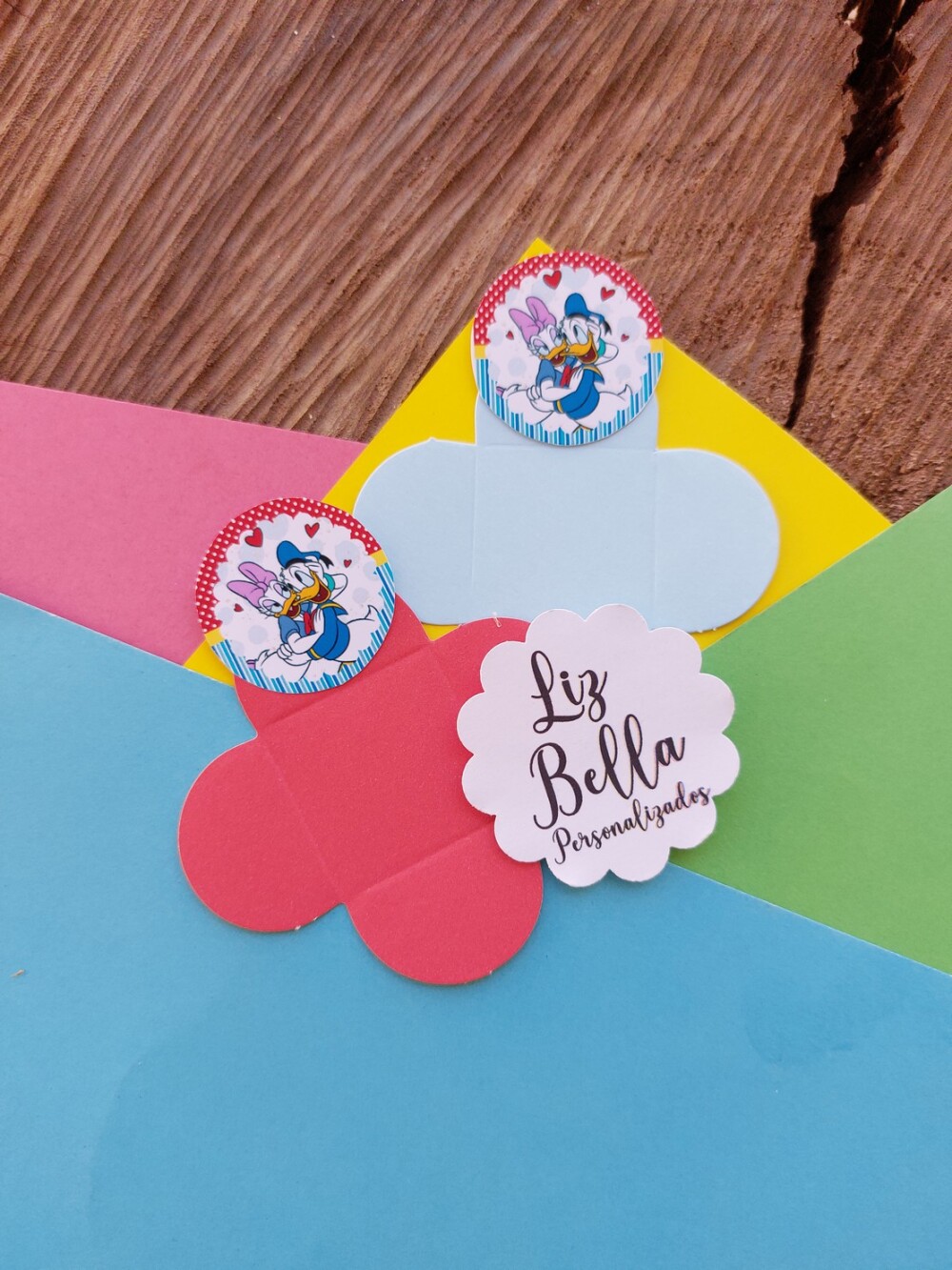 Forminhas para doces Pato Donald e Margarida  100 Unidades