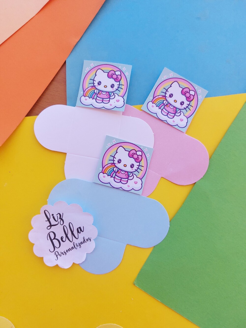 Forminhas para doces Hello Kitty 100 Unidades