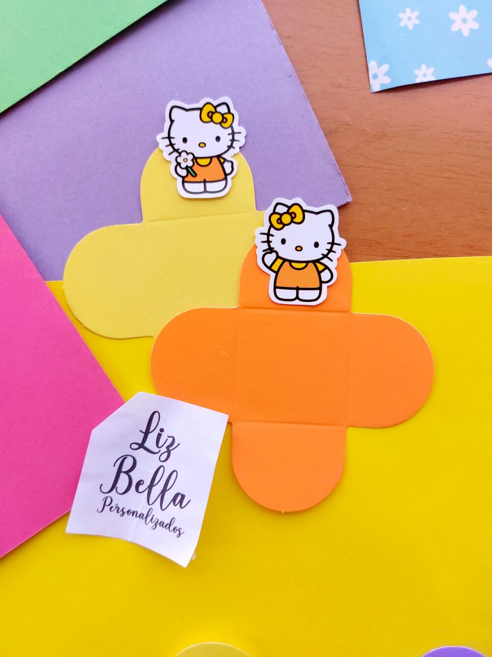 Forminhas para doces Hello Kitty 100 Unidades