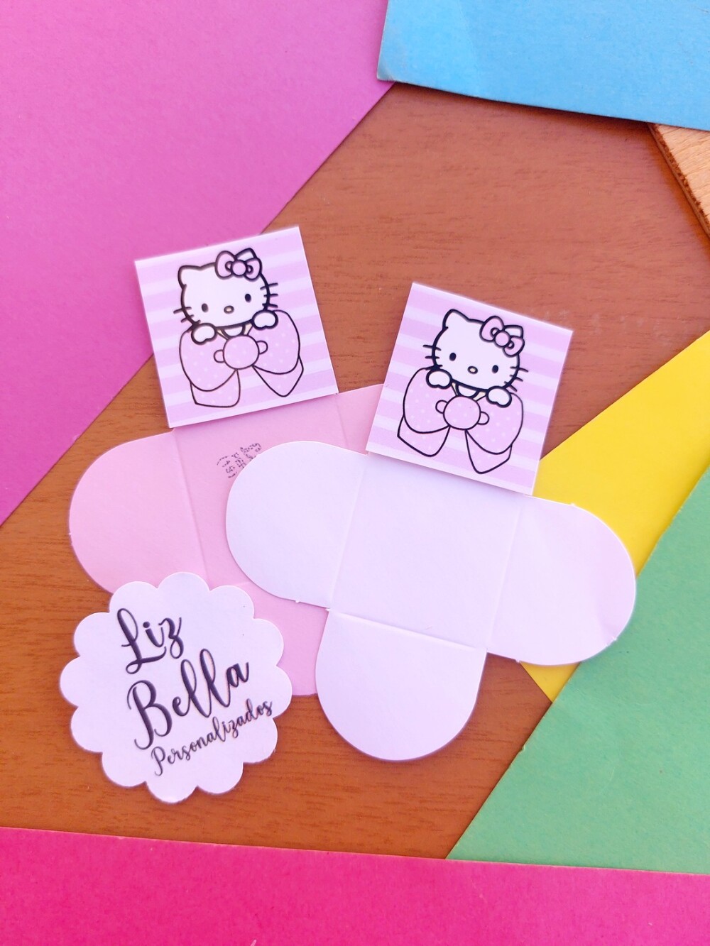 Forminhas para doces Hello Kitty Rosa 100 Unidades