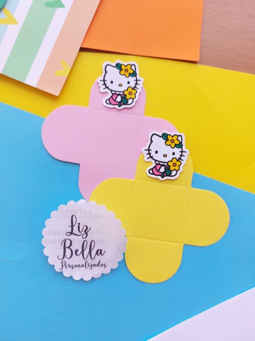 Forminhas para doces Hello Kitty 100 Unidades