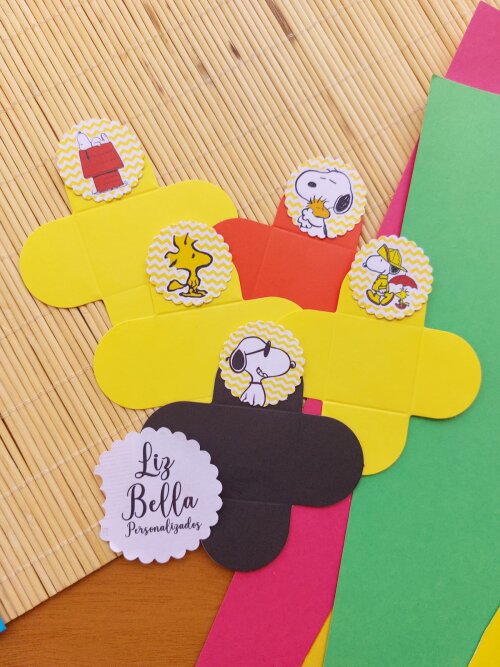 Forminhas para doces Snoopy 100 Unidades
