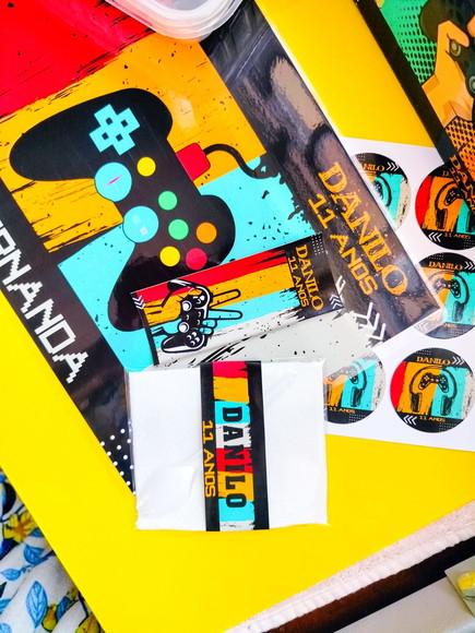 Maleta Kit Luxo Festa na Escola - Video Game