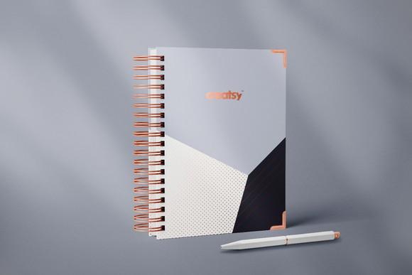 Mockup Realista Agenda, Planner, Caderno (elegance)