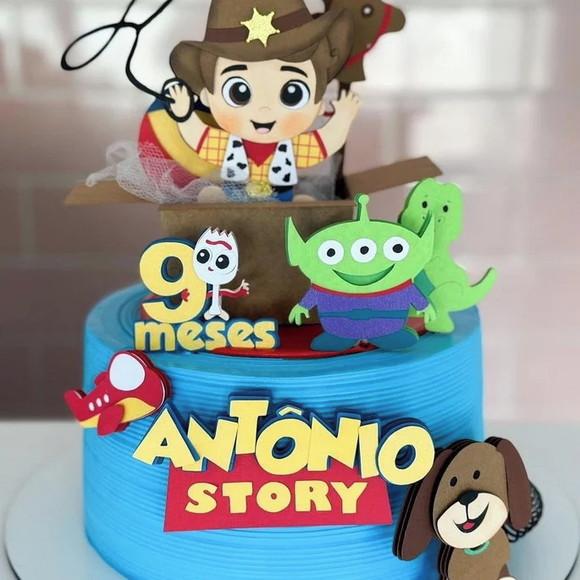 Topo de Bolo Super Luxo - Toy Story Baby *camadas)