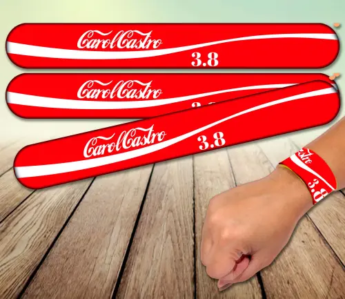 Pulseira bate enrola - Coca Cola