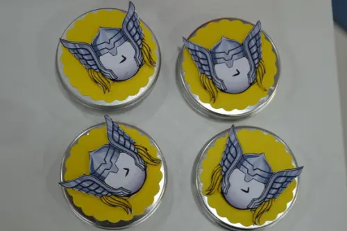 Latinha Thor