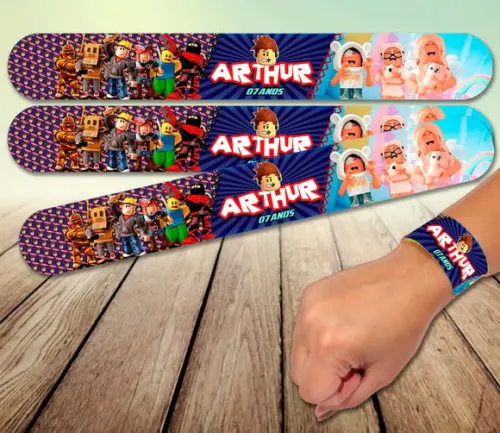 Pulseira Bate Enrola - Roblox