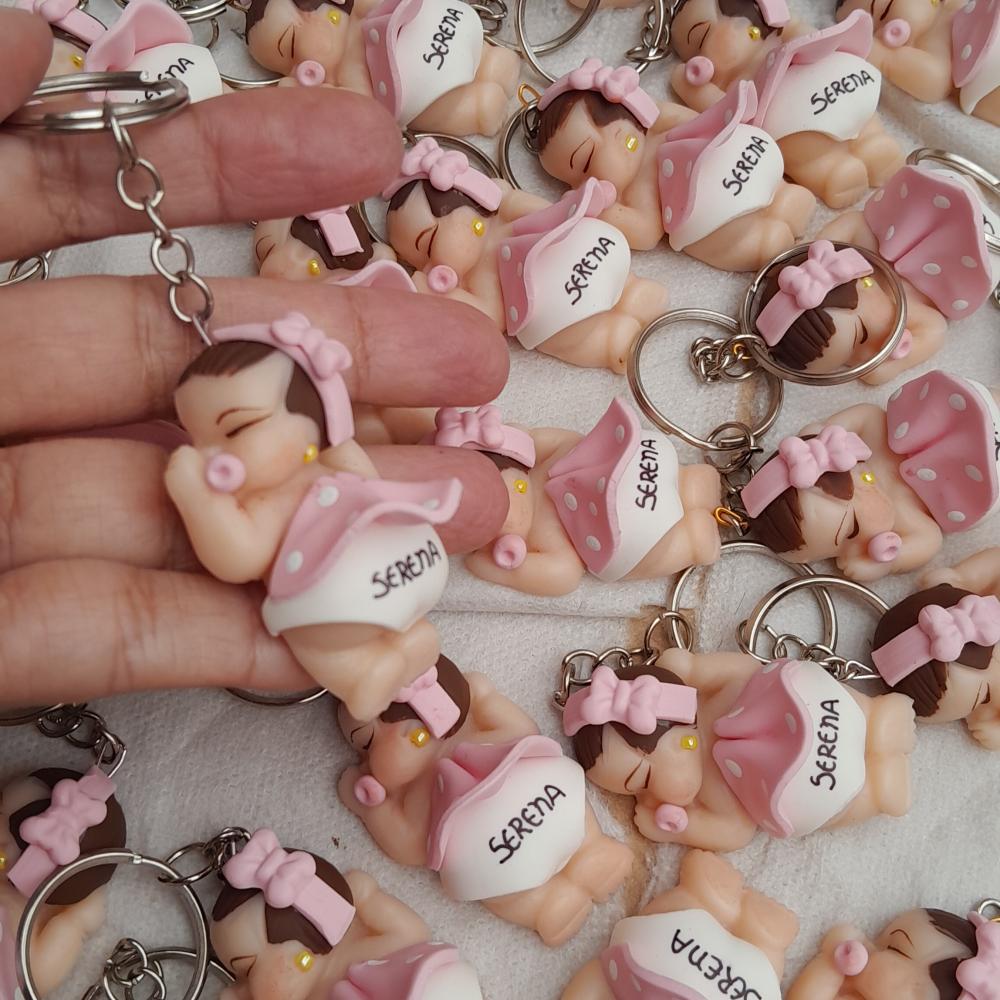 Lembrancinha de maternidade bebê menina chaveiro