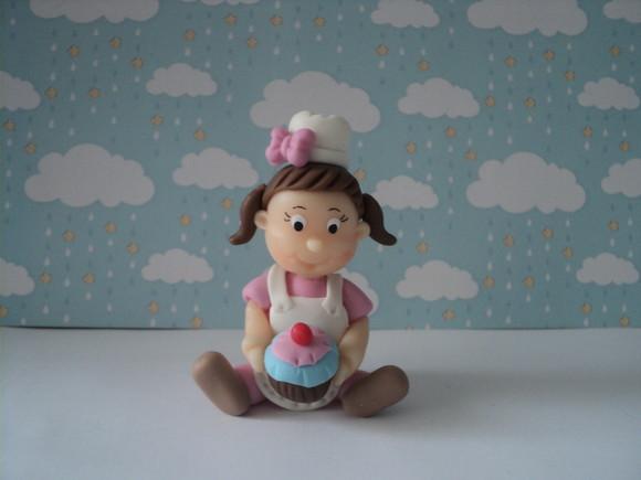 Aplique menina confeiteira
