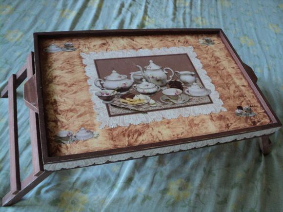 Bandeja de Cama em mdf Decorada