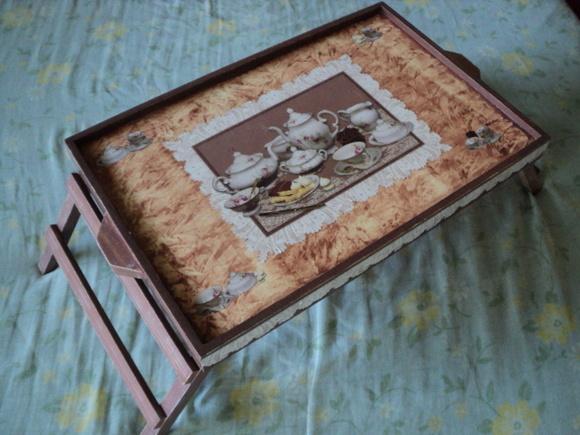 Bandeja de Cama em mdf Decorada