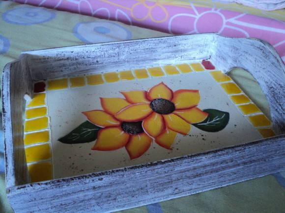 Bandeja em mdf Decorada Girassóis