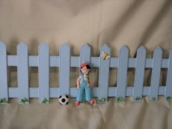 Border -cerquinha com menino em biscuit