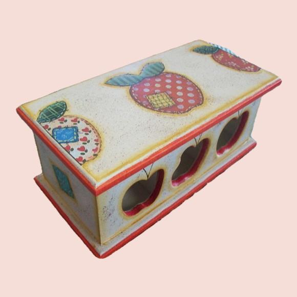 Caixa de Chá com 3 Divisórias Decorada com Decoupage