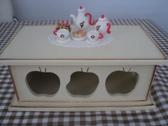 Caixa de Chá com 3 Divisórias Decorada com Miniaturas
