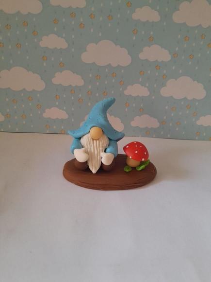 Gnomo Duende Enfeite Lembrancinha em Biscuit