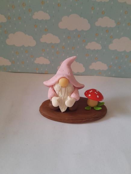 Gnomo Duende Enfeite Lembrancinha em Biscuit