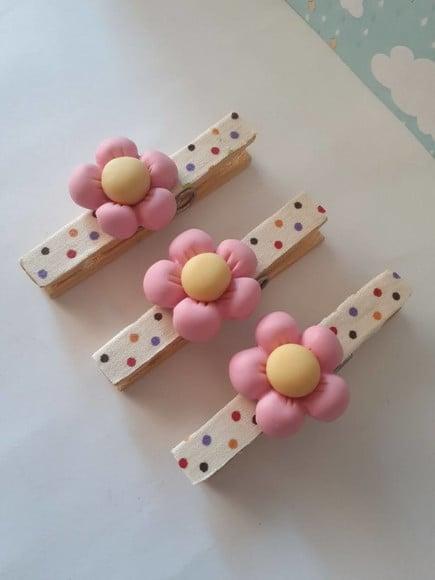 Kit com 10 Prendedores Decorados em Biscuit