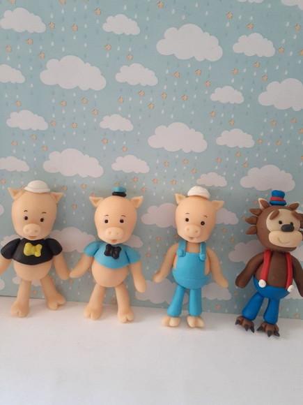 Kit Três Porquinhos e Lobo Mau em Biscuit
