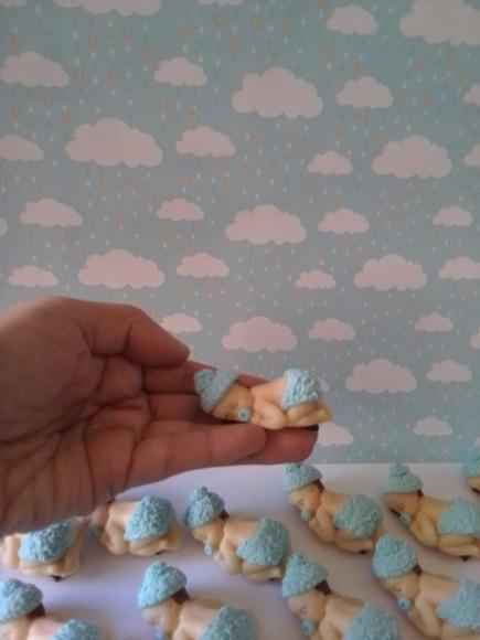 Lembrancinha de Maternidade Bebê Realista em Biscuit