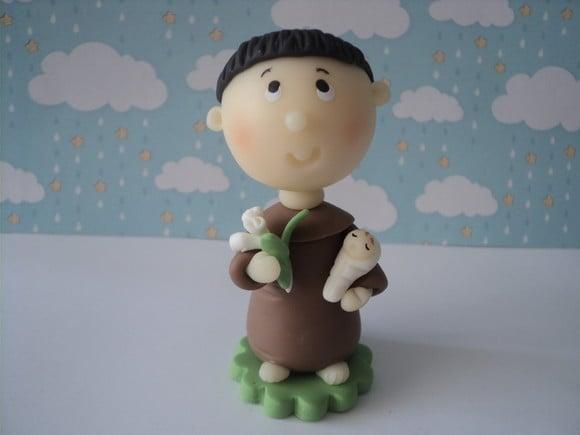 Lembrancinha Santo Antônio em Biscuit