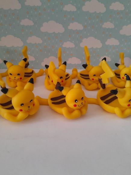 Porta Docinhos em Biscuit Pikachu