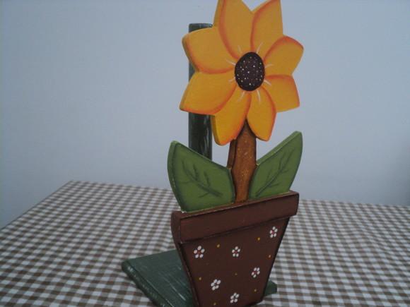 Porta rolo de papel toalha decorado
