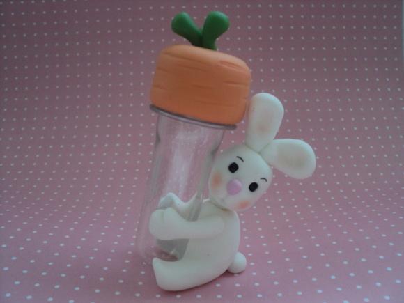 Tubete com Coelho em Biscuit