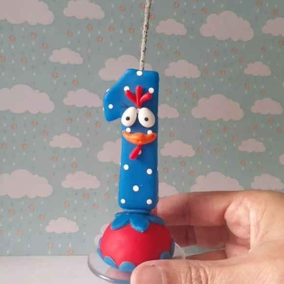 Vela de Aniversário 1 Ano Galinha Pintadinha em Biscuit