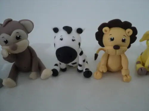 Bichinhos safári em biscuit