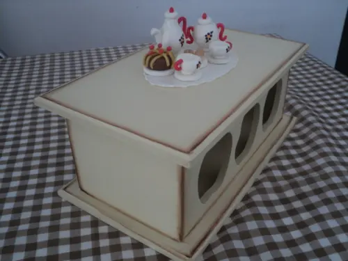 Caixa de Chá com 3 Divisórias Decorada com Miniaturas