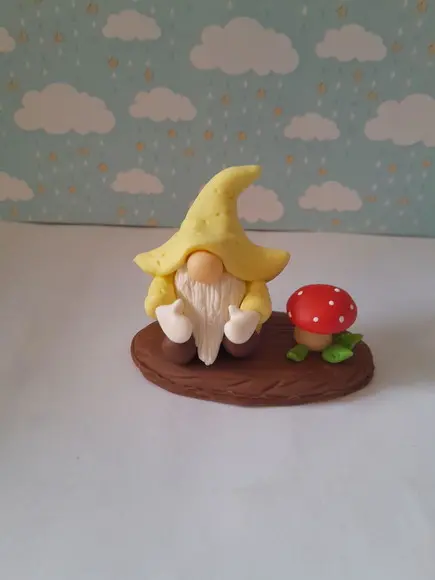 Gnomo Duende Enfeite Lembrancinha em Biscuit