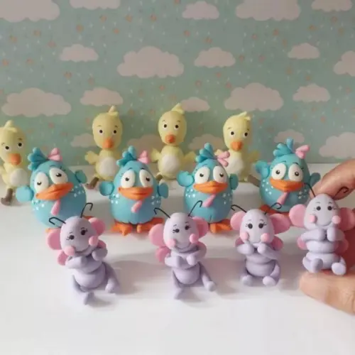 Kit com 12 Aplique Turma da Galinha Pintadinha Candy Colors