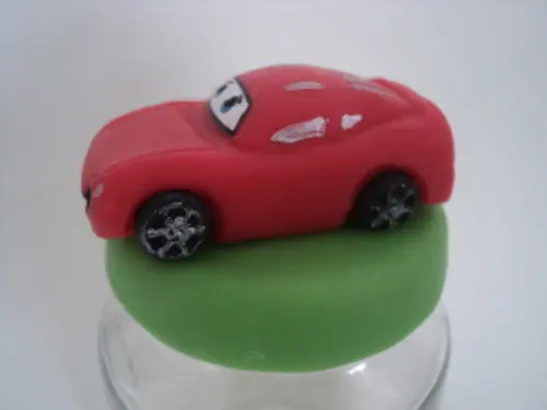 Lembrancinha Carros em Biscuit