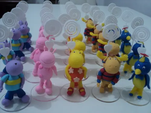 Lembrancinhas Backyardigans em biscuit
