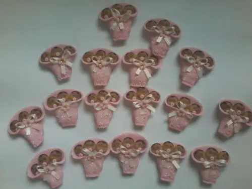 Lembrancinhas de Maternidade Bebê Trigemeas
