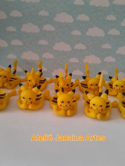 Porta Docinhos em Biscuit Pikachu