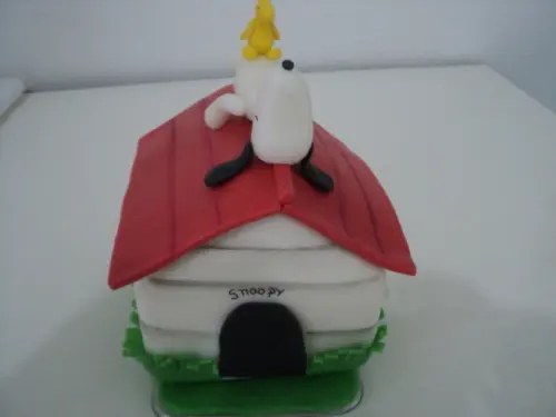 Topo de Bolo Snoopy na Casinha