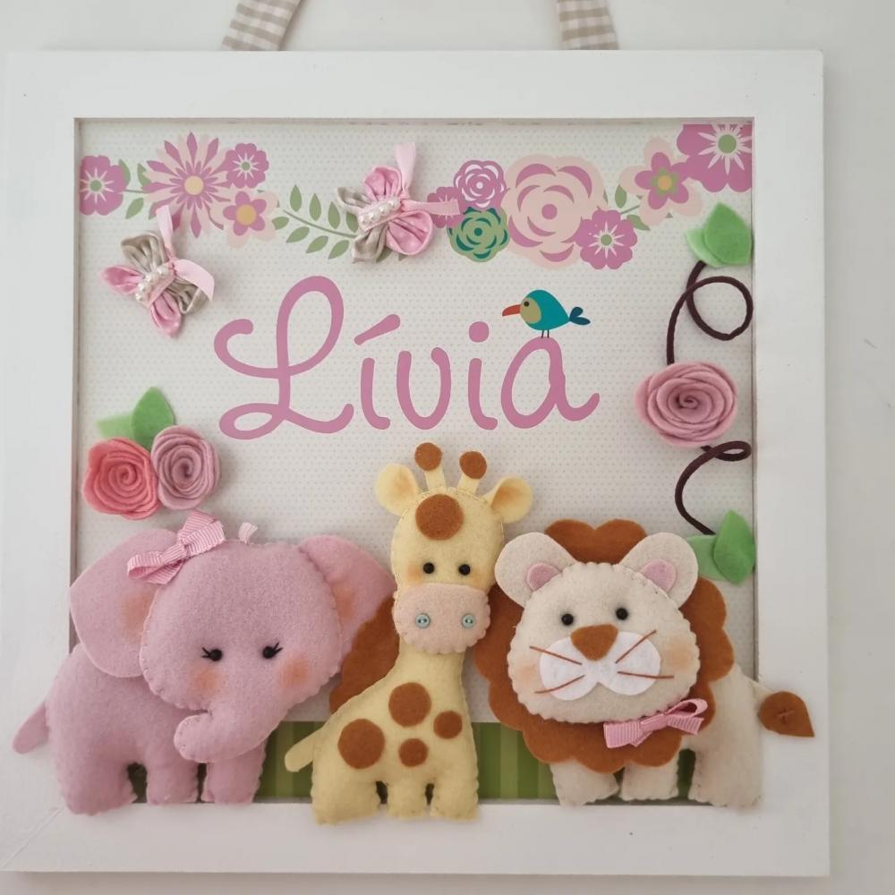 Enfeite de Porta Maternidade Safari Menina