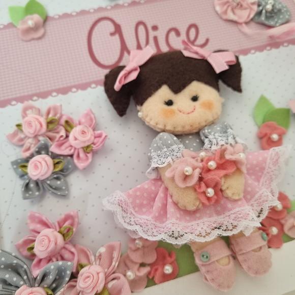 Enfeite de Porta Bonequinha Rosa e Cinza
