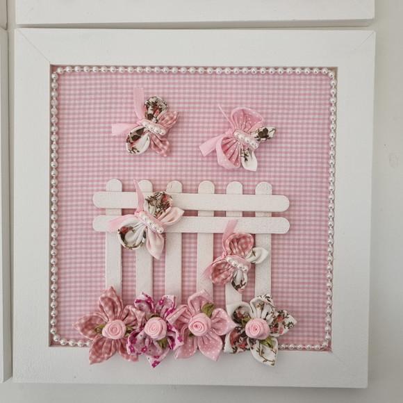 Kit 4 Quadros Decoração Quarto do Bebê Flores e Boneca Rosa